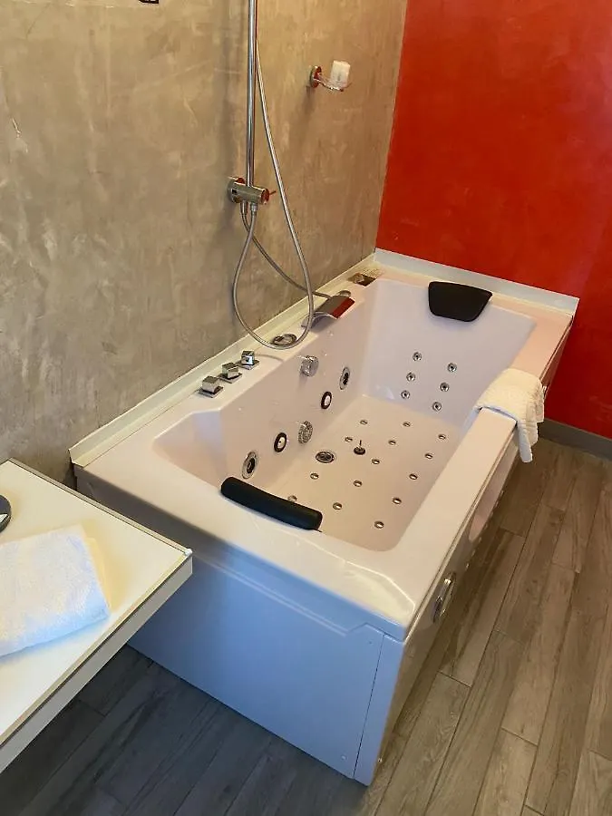 B2In Suite & Office Capriate San Gervasio